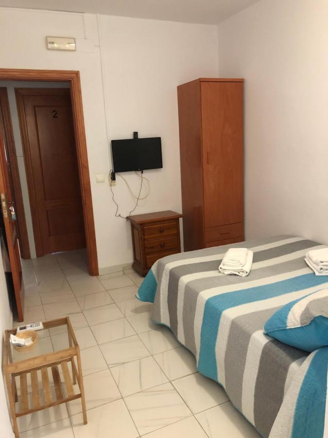 Ochomin Hostel San Martin del Tesorillo Bagian luar foto
