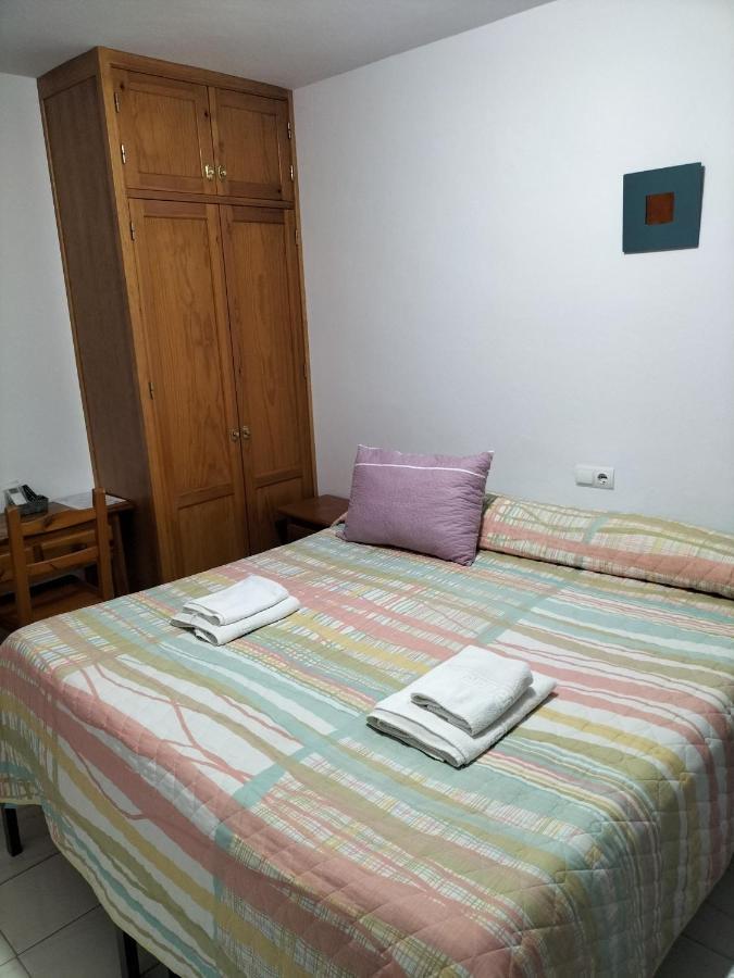 Ochomin Hostel San Martin del Tesorillo Bagian luar foto