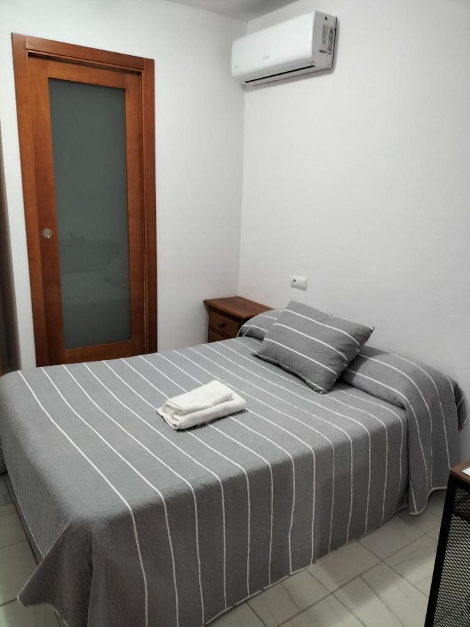 Ochomin Hostel San Martin del Tesorillo Bagian luar foto