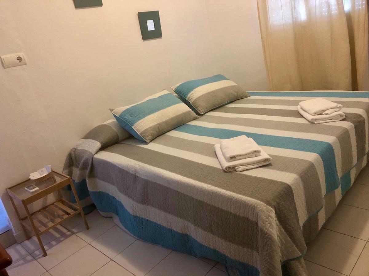 Ochomin Hostel San Martin del Tesorillo Bagian luar foto