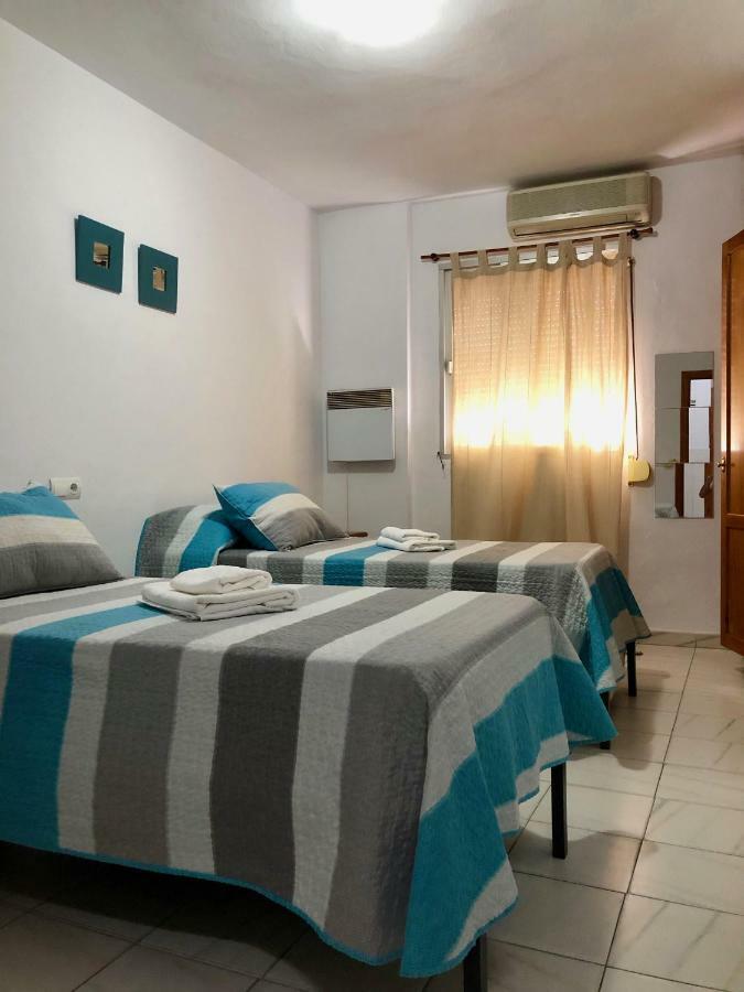 Ochomin Hostel San Martin del Tesorillo Bagian luar foto